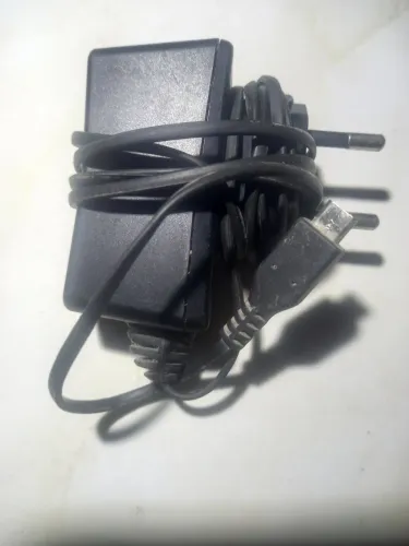 Carregador de parede micro usb pra celulares