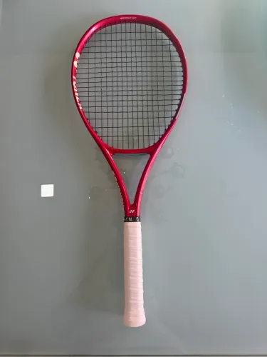 Raquete Yonex Vcore V8 98 L3