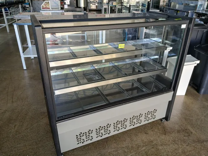Balcão Vitrine Estufa 15 Bandejas Polar PVE-125