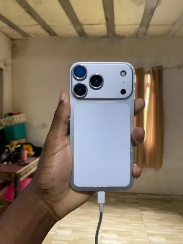 IPHONE XR - SABOR 17 PRO MAX 