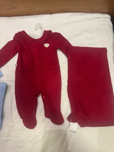 Saída maternidade tricot ( manta + macacão).