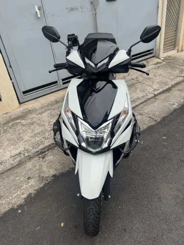 Elite 125 