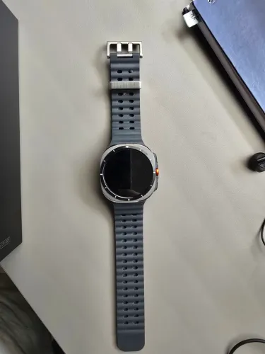 Galaxy SAMSUNG WATCH ULTRA - Titanic Prata