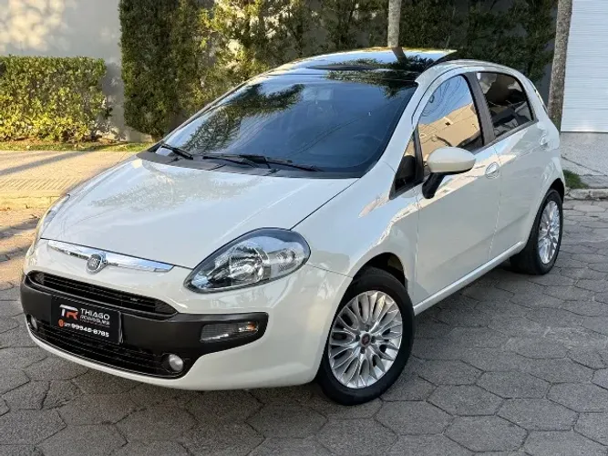 Fiat Punto Essence 1.6 Flex 16V 5P 2015