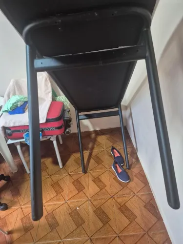 Vende-se maca para estética