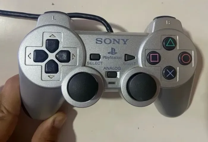 LOTE DE CONTROLES ORIGINAIS DE PLAYSTATION 2 - FUNCIONANDO PERFEITAMENTE!
