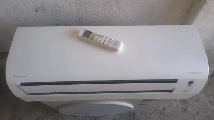 Ar condicionado daikin 9000 BTUs entrego instalado