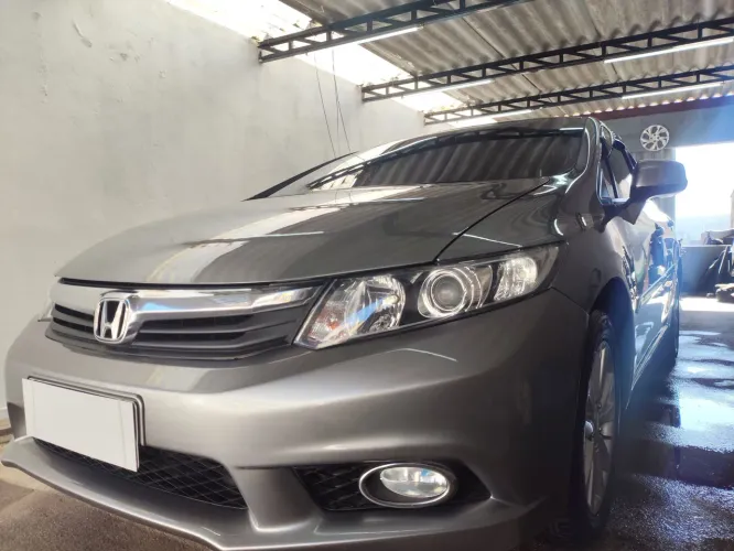 Honda Civic Sedan LXS 1.8/1.8 Flex 16V Mec. 4P 2014