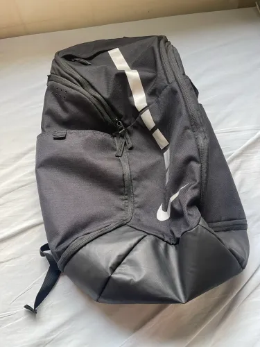 MOCHILA NIKE ELITE