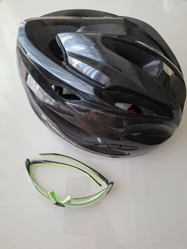 Kit capacete + oculos ciclismo