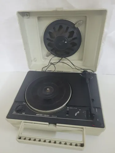 Vitrola Maleta Delta Monterey DBR 801