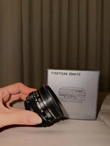 Lente TTArtisan 25mm F2 Sony E-Mount APS-C - Nova, Completa!