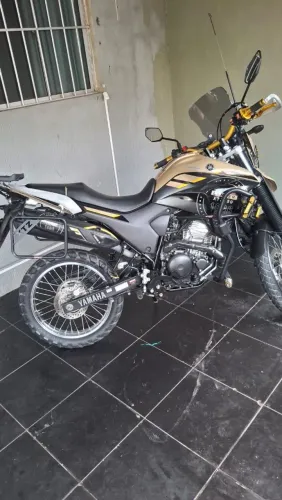 Fazer 250