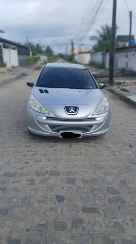 Peugeot 207 Sedan Passion XR 1.4 Flex 8V 4P 2012