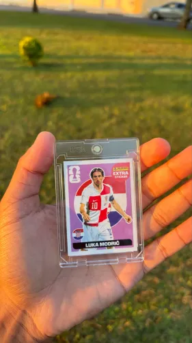 Luka Modric Purple Extra Sticker Copa do Mundo 2026 Panini Rara