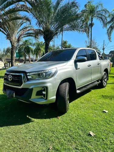 Toyota Hilux CD SRX 4X4 2.8 TDI 16V Diesel Aut. 2019