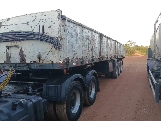 Carreta Randon Sucateira