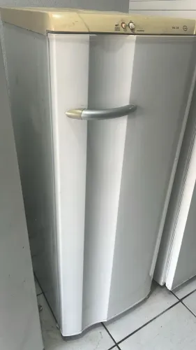 Geladeira simples 