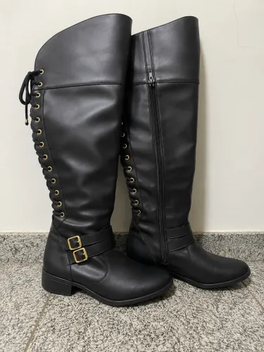 Bota cano alto