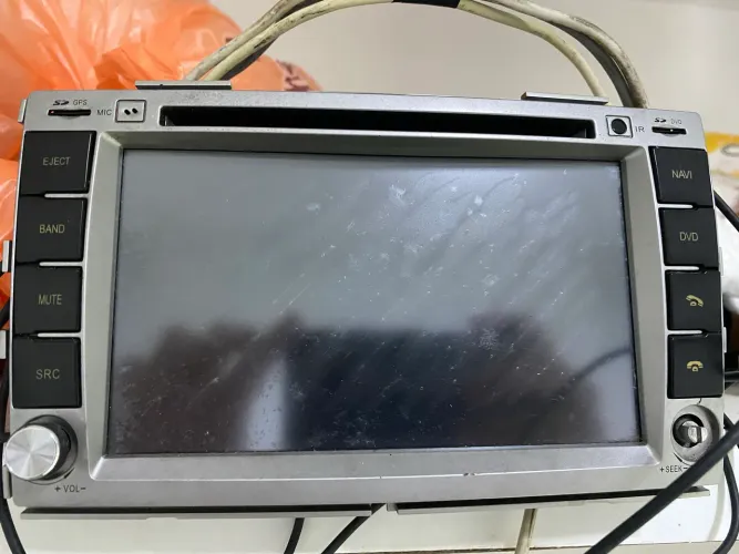 ? Central Multimídia + Moldura Kia Cerato 2009 a 2013