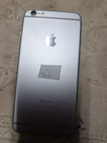iPhone para consertar. nao sei o modelo nem o defeito 