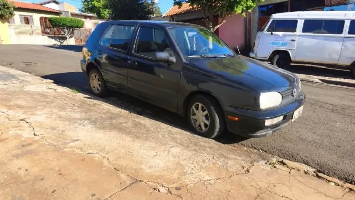 Volkswagen Golf GL 1.8/ 2.0i 4P 1997