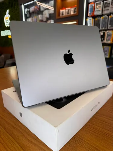 MACBOOK PRO M3 512GB SSD M3/8gb/512gbSSD/14" A2918 MTL73LLA BATERIA ÓTIMA AINDA