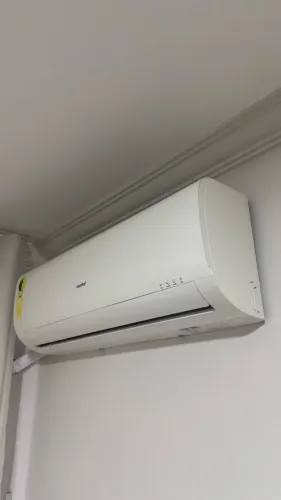 Ar Condicionado Comfee 12.000BTUs