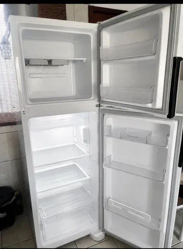 Geladeira Frost free