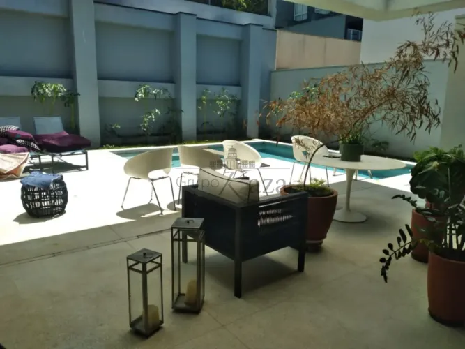 Casa em Condomínio - residencial vila solaia - 3 Suítes - 442m².