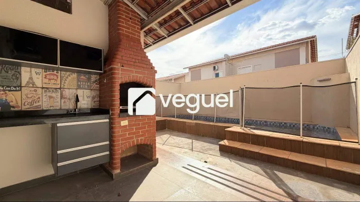 Casa em condomínio com 103m² com 3 quartos sendo 1 suíte no Vila do Golfe em Ribeirão Pret