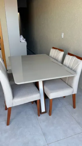 Mesa de mdf madri com tampão de vidro