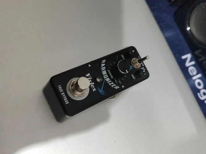 Pedal Mini Harmonizer Guitarra - Livlex