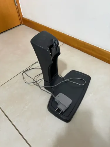 Base carregadora com fonte para aspirador Erg26 Electrolux usada
