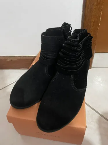 Bota cano baixo camurça 