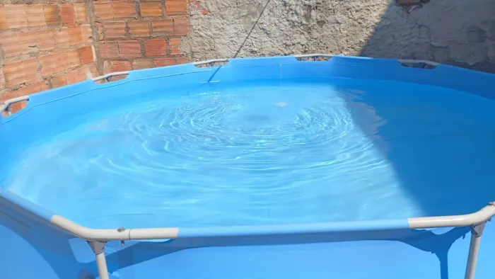 Vende-se piscina 7000litros
