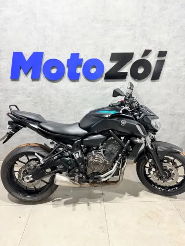 YAMAHA MT-07 ABS PRETO 2020