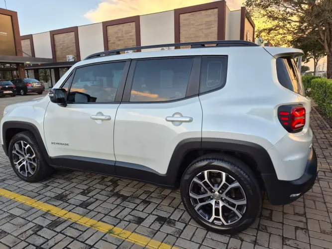 Jeep Renegade Long. T270 1.3 TB 4X2 Flex Aut. 2023