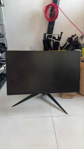 Monitor Alienware 240hz AW2518HF