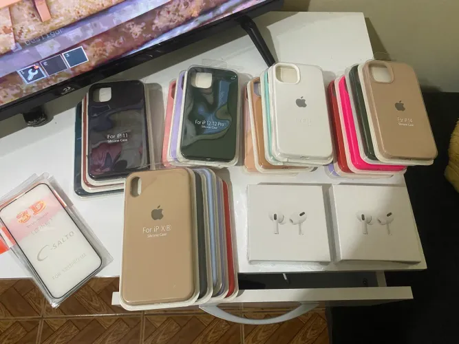 Capinha, fone e película lacradas para iPhone xr, 11, 12, 13 e 14