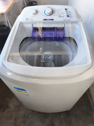 Máquina de Lavar 10,5kg Electrolux LAC11 Turbo Economia, Jet&Clean e Filtro Fiapos - 110V