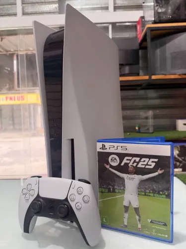PS5 825GB COM LEITOR SEMI NOVO