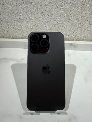 iPhone 16 Pro