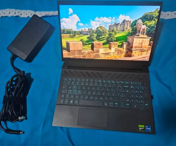 Notebook Gamer Dell G15 5530 - Core i7 13ª Gen / 16GB RAM / SSD 2TB / Placa 6GB