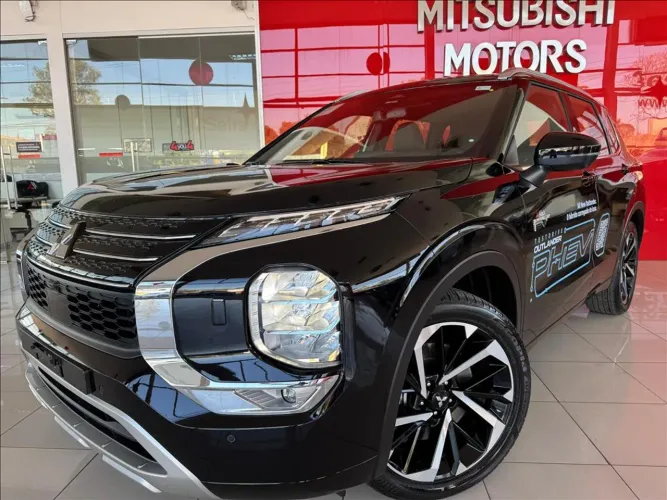 Mitsubishi Outlander Signature 2.4 4X4 AUT (híb) 2026