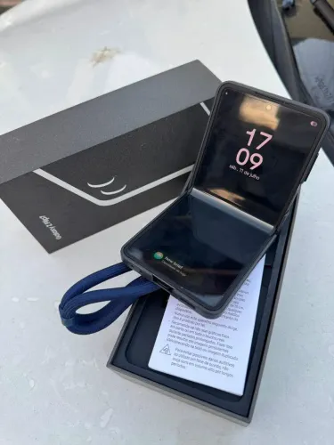 Samsung Z Flip7 CAIXA E NF