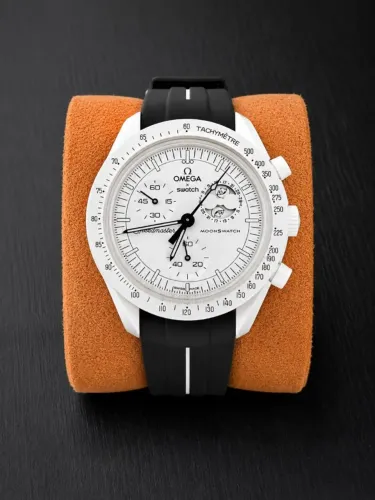? OMEGA X SWATCH MOONSWATCH MISSION TO MOONPHASE SNOOPY