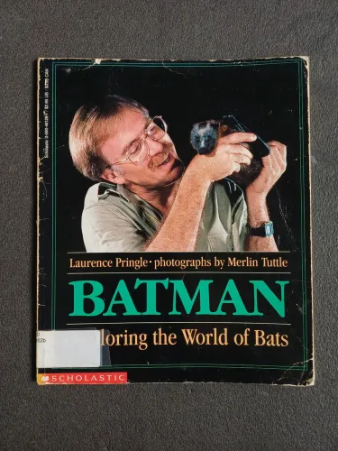Livro "Batman: Exploring the World of Bats" (1993)