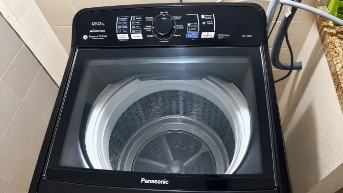 Máquina de lavar Panasonic 12 kg preta 