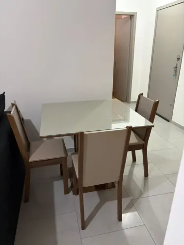 MESA 04 CADEIRAS